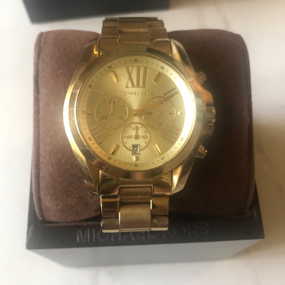 Michael kors gold watch